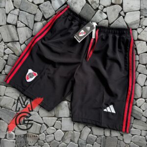 Bermuda negra tiras rojas 2024/25